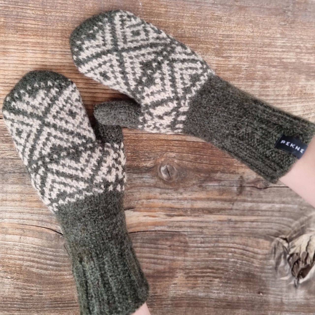 Rukavice Strážov palčiaky malé